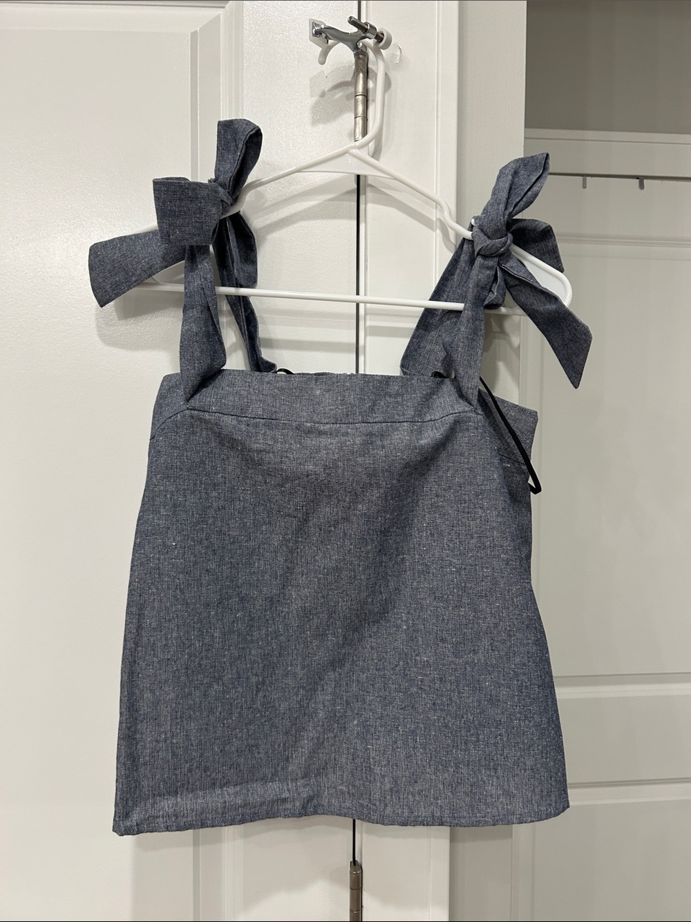 Lulu's Blue Tie-Shoulder Chambray Tank Top